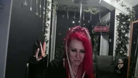 Snapshot of saucysky chatting on February 19, 2026, 11:23 pm SaucySky online show from February 19, 2026, 11:23 pm