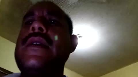 saul73273 online show from May 4, 2026, 12:56 pm
