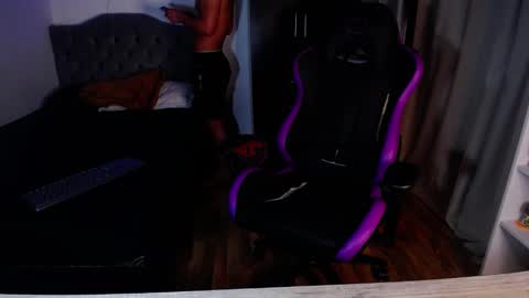 Snapshot of saulomiralles chatting on February 5, 2025, 11:50 pm Saulo online show from February 5, 2025, 11:50 pm