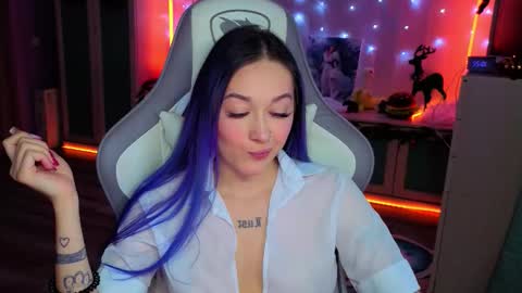 Snapshot of savage_lust_ chatting on January 9, 2026, 3:20 am Ariel online show from January 9, 2026, 3:20 am