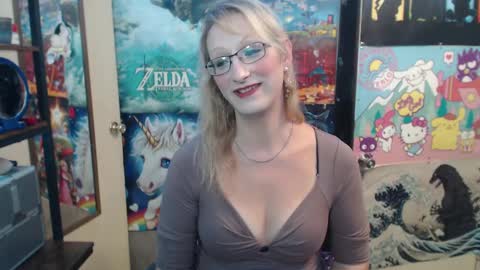 Savanah online show from September 12, 2025, 5:24 pm