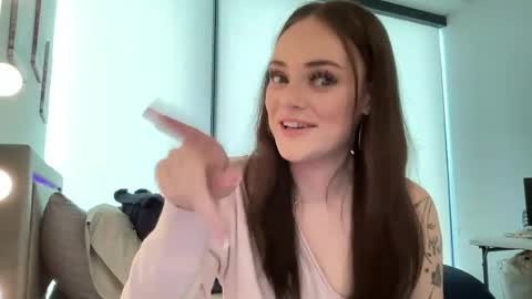 Savannah Waters online show from May 17, 2026, 11:34 pm