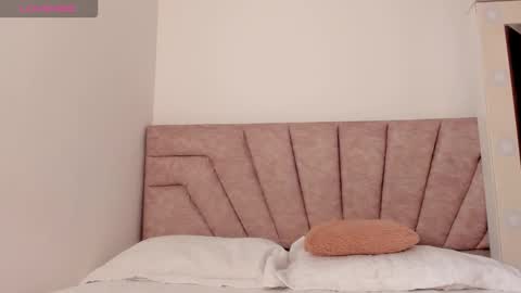 Snapshot of savannahwildee chatting on November 16, 2025, 1:06 pm Savannahwildee online show from November 16, 2025, 1:06 pm