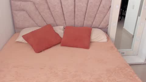 Snapshot of savannahwildee chatting on February 20, 2026, 1:33 pm Savannahwildee online show from February 20, 2026, 1:33 pm