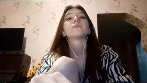 Snapshot of savannasotos chatting on September 26, 2025, 5:17 pm Sophie online show from September 26, 2025, 5:17 pm