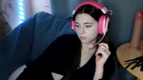 Snapshot of savannasotos chatting on October 29, 2025, 3:25 pm Sophie online show from October 29, 2025, 3:25 pm