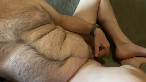 Snapshot of saxbobear chatting on January 19, 2026, 10:41 am SaxBoBear online show from January 19, 2026, 10:41 am