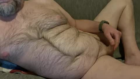 Snapshot of saxbobear chatting on February 24, 2026, 5:38 am SaxBoBear online show from February 24, 2026, 5:38 am