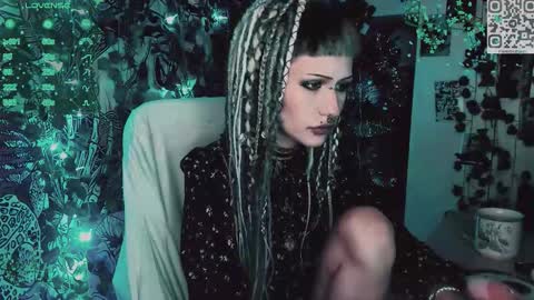 Snapshot of say_mary chatting on January 9, 2026, 10:44 pm pronoun she. name Mary. age 21. online show from January 9, 2026, 10:44 pm