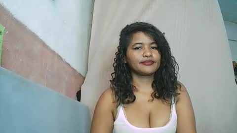 saylla1 online show from June 6, 2026, 8:08 am