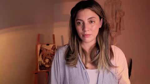 Venus online show from October 13, 2025, 10:32 pm