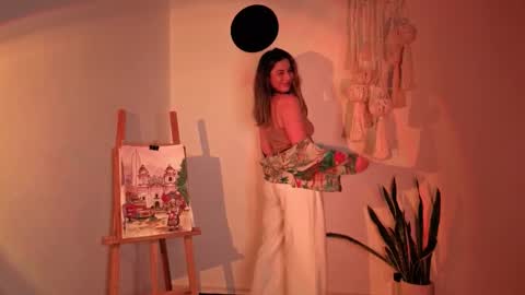 Venus online show from October 29, 2025, 3:14 pm