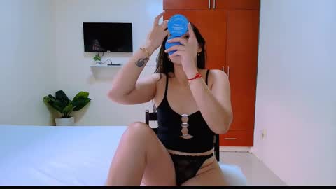 scarlett. online show from November 30, 2025, 2:26 am