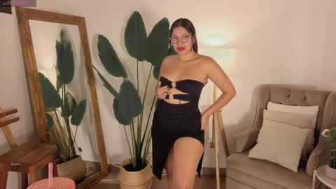 Scarlet online show from April 13, 2026, 12:21 pm