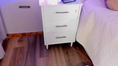 scarlet hill online show from December 10, 2024, 5:44 pm