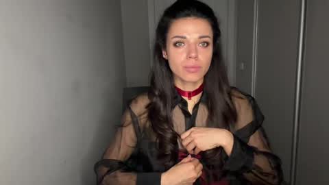 Sophie online show from May 13, 2026, 7:17 am