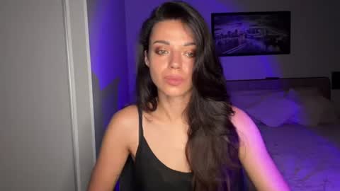 Sophie online show from July 16, 2026, 7:36 am