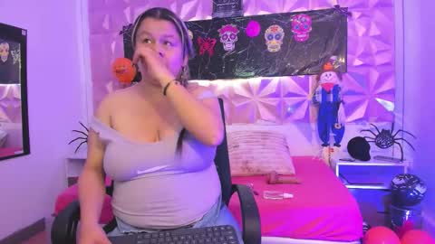 Snapshot of scarlet_fx chatting on October 18, 2025, 4:30 pm Scarlet online show from October 18, 2025, 4:30 pm