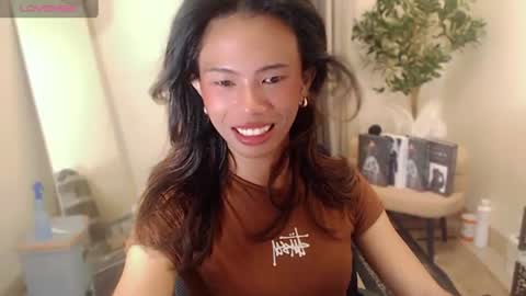Snapshot of scarlet_kisses chatting on July 18, 2026, 12:31 pm Scarlet online show from July 18, 2026, 12:31 pm