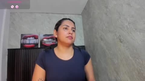 Snapshot of scarletbaker__ chatting on December 4, 2025, 4:27 pm Scarlet online show from December 4, 2025, 4:27 pm