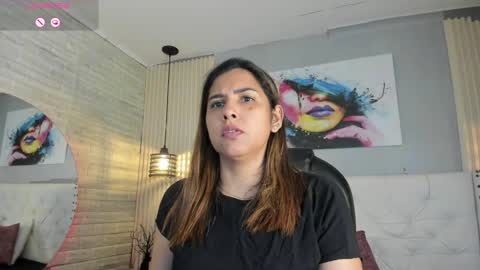 Scarlet online show from January 18, 2026, 9:35 am