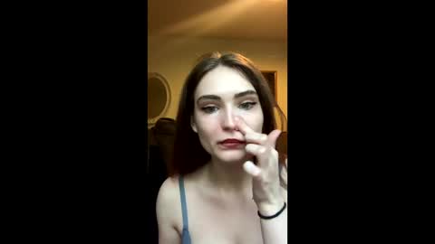 scarletbean online show from June 2, 2026, 1:35 pm
