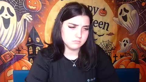 ScarletCargo online show from November 1, 2025, 12:07 pm