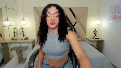 Snapshot of scarletcherry18 chatting on January 14, 2026, 3:01 am scarlet online show from January 14, 2026, 3:01 am