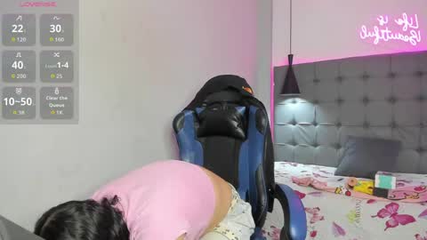 scarlet online show from April 8, 2026, 3:06 am