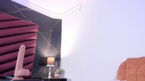 Snapshot of scarletdavis_ chatting on November 15, 2025, 7:10 pm Scarlet Dayana online show from November 15, 2025, 7:10 pm