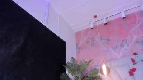 Scarlet Dayana online show from June 27, 2026, 12:10 pm