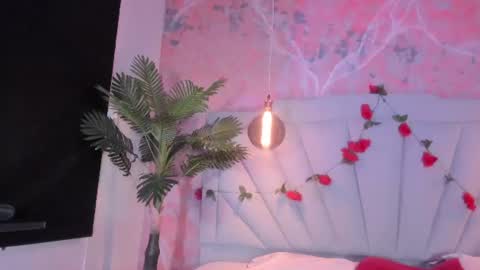 Scarlet Dayana online show from July 1, 2026, 12:07 pm