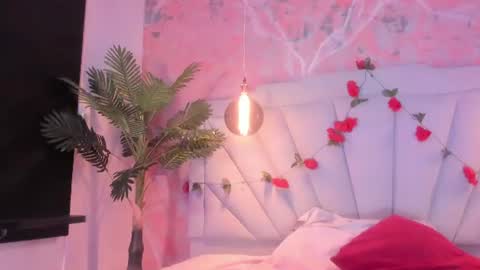 Scarlet Dayana online show from July 9, 2026, 12:09 pm