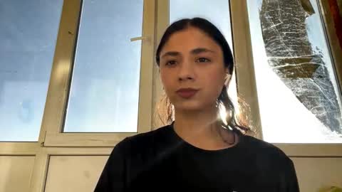 Snapshot of scarletgschwend chatting on March 13, 2026, 1:29 pm Mary online show from March 13, 2026, 1:29 pm