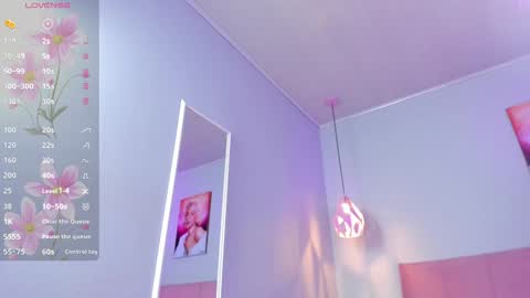 Snapshot of scarletgv chatting on January 13, 2025, 10:25 am Scarlet online show from January 13, 2025, 10:25 am