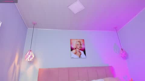 Snapshot of scarletgv chatting on January 17, 2025, 4:39 am Scarlet online show from January 17, 2025, 4:39 am