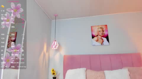 Snapshot of scarletgv chatting on January 21, 2025, 5:05 am Scarlet online show from January 21, 2025, 5:05 am