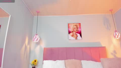 Snapshot of scarletgv chatting on February 14, 2025, 1:56 am Scarlet online show from February 14, 2025, 1:56 am