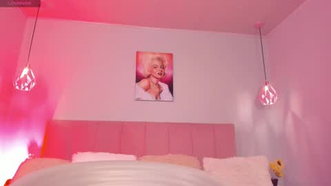 Snapshot of scarletgv chatting on October 9, 2025, 10:19 pm Scarlet online show from October 9, 2025, 10:19 pm