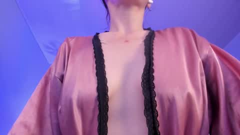 Snapshot of scarletgv chatting on November 6, 2025, 4:57 am Scarlet online show from November 6, 2025, 4:57 am