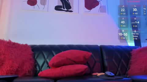 scarleth061 online show from October 15, 2025, 11:43 am