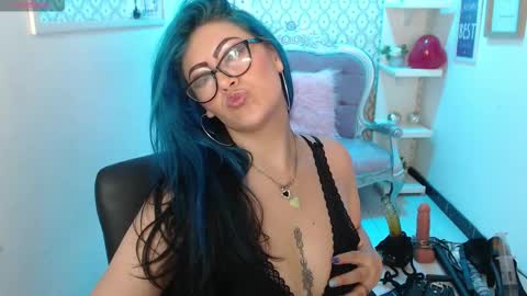 Scarleth online show from February 17, 2025, 3:04 am