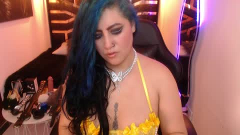 Snapshot of scarleth_bluee chatting on May 22, 2026, 3:46 am Scarleth online show from May 22, 2026, 3:46 am