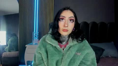 Scarleth online show from April 28, 2026, 11:32 pm