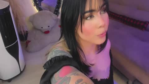 Snapshot of scarleth_jhons_ chatting on December 15, 2024, 1:24 am Scarleth... but not Scarleth Johansson. online show from December 15, 2024, 1:24 am