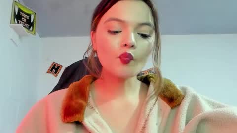    online show from October 22, 2025, 6:35 am