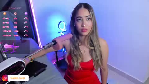 ScarletKent online show from June 12, 2026, 1:04 am
