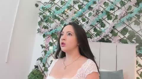 Snapshot of scarletlevis chatting on November 20, 2025, 10:37 am scarlet online show from November 20, 2025, 10:37 am