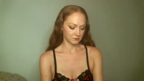 Snapshot of scarletsatine chatting on February 25, 2025, 8:58 am Scarlet Satine online show from February 25, 2025, 8:58 am