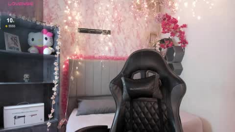 Scarlett online show from May 22, 2026, 6:46 pm